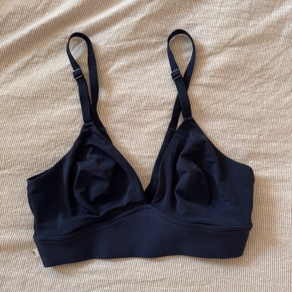 Harper Wilde Medium Wireless Bliss Triangle Bralette - Picture 2 of 7
